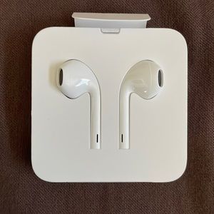 Apple - EarPods with Lightning Connector - White